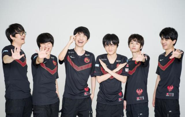 方鏡淇近日 方鏡淇近日