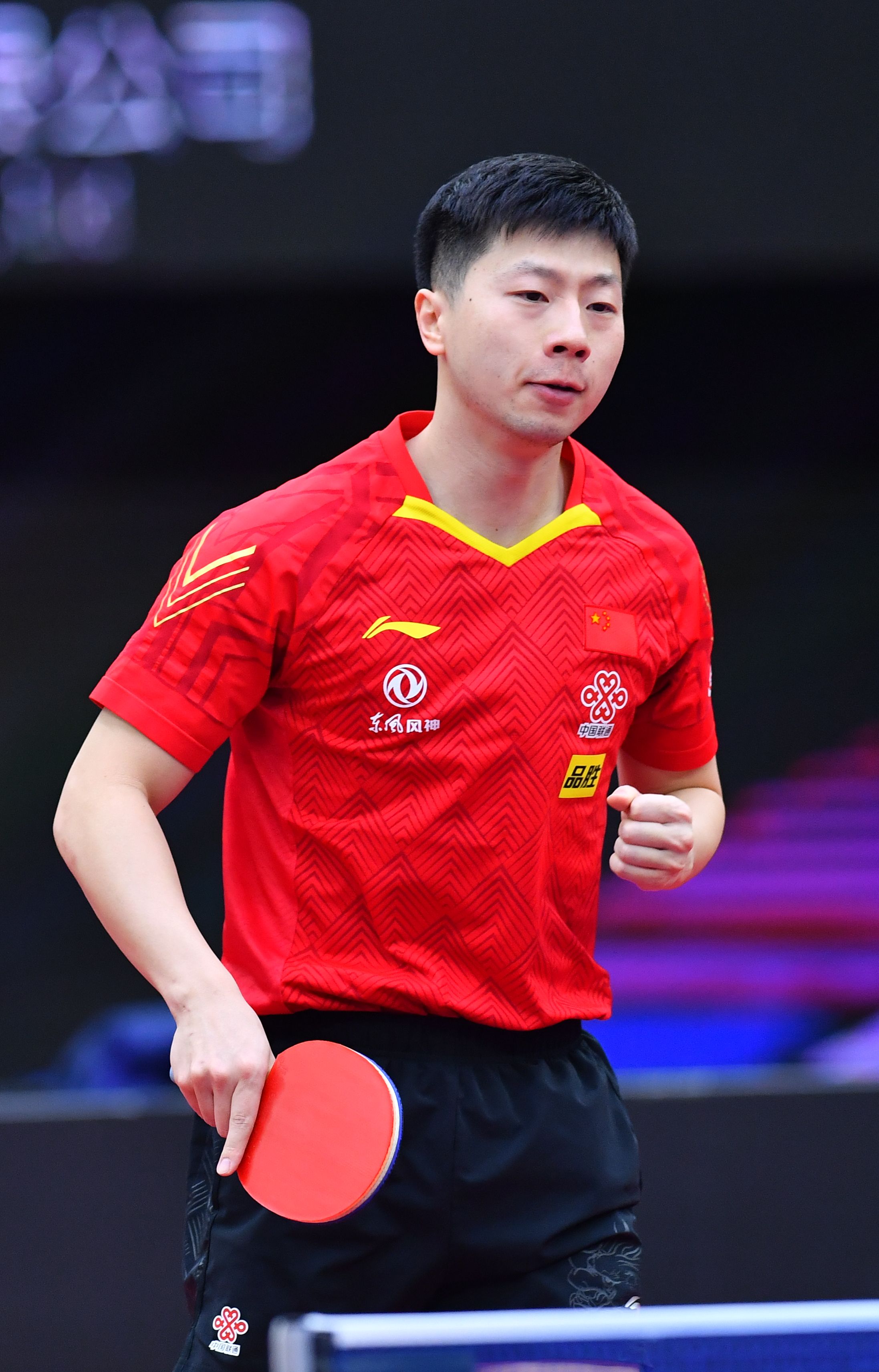 以哈萨克斯 以哈萨克斯